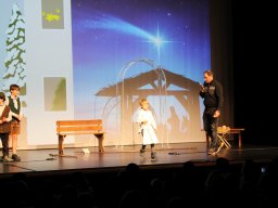 2025 - Christkindlmarkt Unterföhring: "Wenn ein Stern vom Himmel fällt"