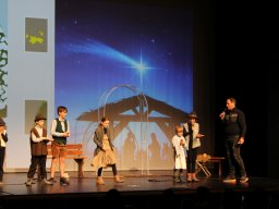 2025 - Christkindlmarkt Unterföhring: "Wenn ein Stern vom Himmel fällt"