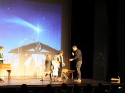 2025 - Christkindlmarkt Unterföhring: "Wenn ein Stern vom Himmel fällt"