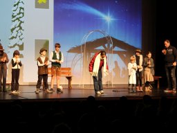 2025 - Christkindlmarkt Unterföhring: "Wenn ein Stern vom Himmel fällt"