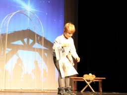 2025 - Christkindlmarkt Unterföhring: "Wenn ein Stern vom Himmel fällt"