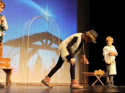 2025 - Christkindlmarkt Unterföhring: "Wenn ein Stern vom Himmel fällt"